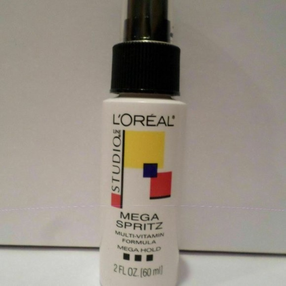 9 L'Oreal Studio Line Mega Spritz Multi-Vitamin